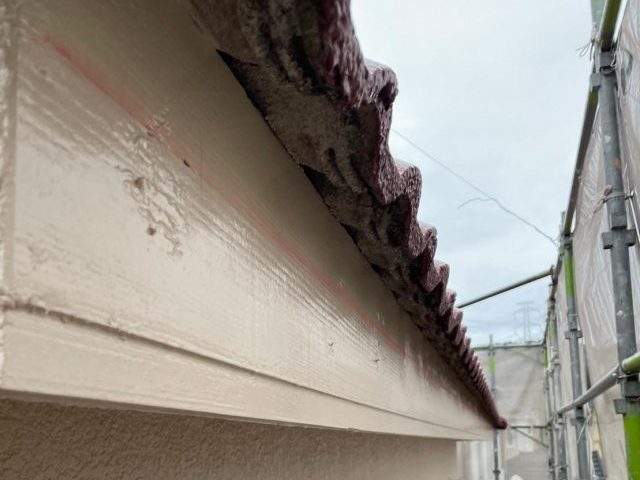 播磨町での雨樋の取り外しに伴う墨出し